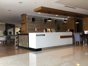 Majura Hotel Business