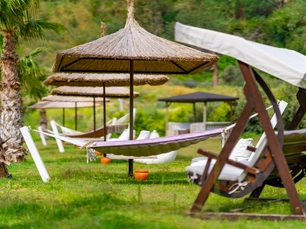 Manas Park Deluxe Hotel