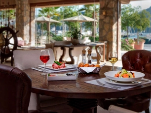 Martı Hemithea Hotel