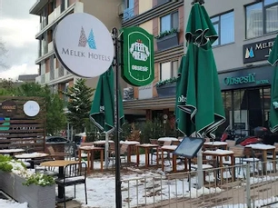 Melek Hotels Moda