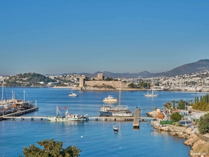 Mia Hill Suites Otel