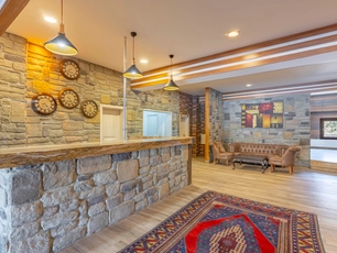 Mirada Del Monte Hotel