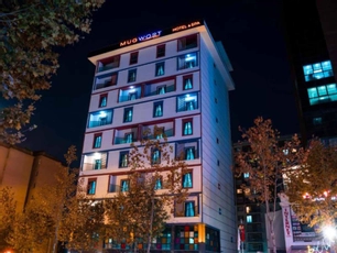 Mugwort Hotel & Spa