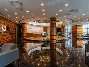 Novel Centre Point Inn Hotel