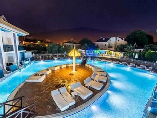 Ocean Blue High Class Hotel