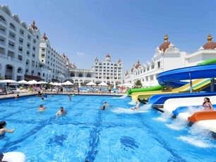 Oz Hotels Side Premium