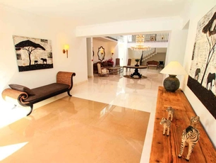 Palm Bay Beach Hotel