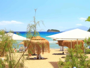 Palm Bay Beach Hotel