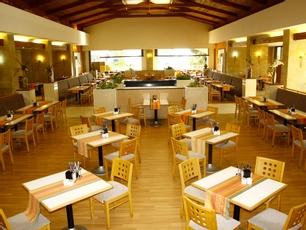 AQI Pegasos World Hotel