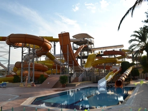 AQI Pegasos World Hotel