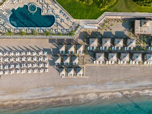 Pirates Beach Club