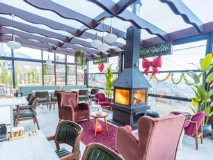 Poison Garden Suite & Spa