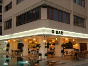 Qinn Hotel