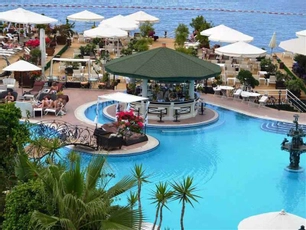 Rocks Hotel