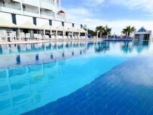 Roseira Beach Resort Hotel