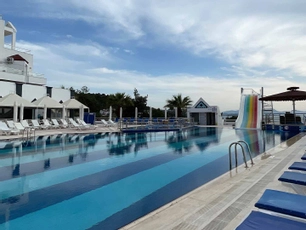 Roseira Beach Resort Hotel