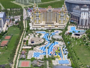 Royal Holiday Palace