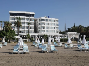 Sahil Martı Hotel