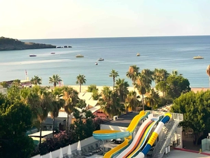 Seaphoria Beach Resort By Miramor +12