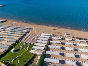 Side Win Hotel & Spa