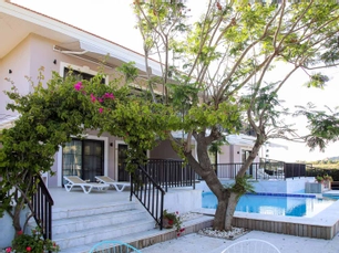 Enki Suess Alaçatı Otel