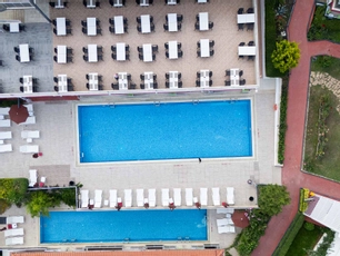 Sunshine Holiday Resort