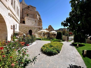 Tafoni Houses Cave Hotel