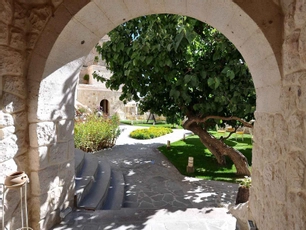 Tafoni Houses Cave Hotel