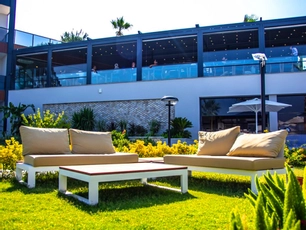 The Nowness Luxury Hotel & Spa +16