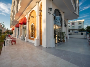 The Sansa Hotel & Spa