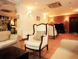 Üstün Otel Alsancak