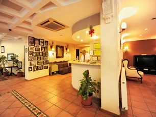 Üstün Otel Alsancak