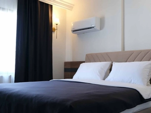 Üstün Otel Alsancak