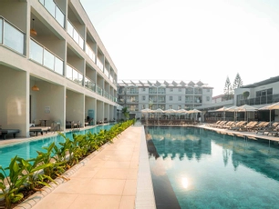 Victoria Princess Hotel +16