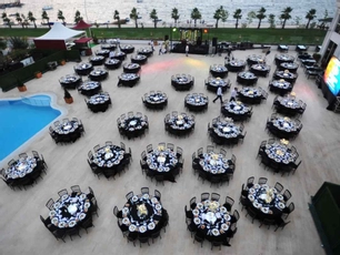 Wellborn Luxury Hotel