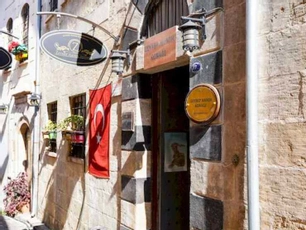 Zeynep Hanım Konağı