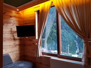 Chalet Suite - Jakuzili & Şömineli