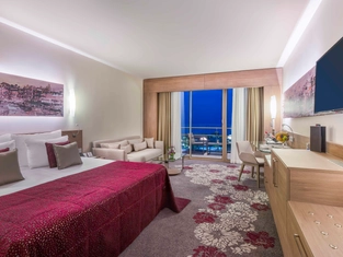 Deluxe Deniz Manzaralı Oda 