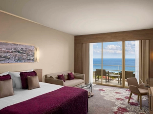 Deluxe Deniz Manzaralı Oda 