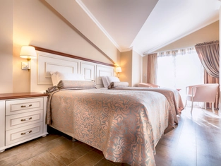 Superior Oda Fransız Balkon