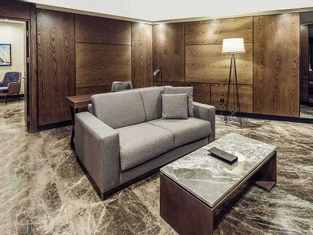 Corner King Suite - Şehir Manzaralı (İptal Edilemez)