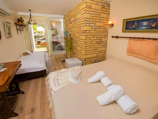 Double Room With Garden View (3)