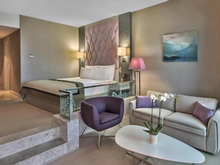 Deluxe Oda Kara Manzaralı