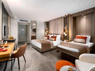 Kara Manzaralı Superior Oda