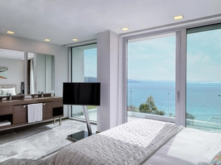 Family Terrace Residence