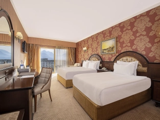 Corner Oda Yandan Deniz Manzara