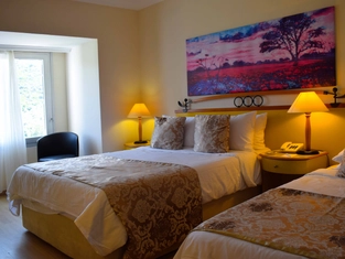 Bahçe Manzaralı Oda