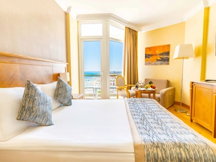 Deniz Manzaralı Ana Bina Standart Oda