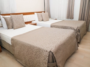 Standart 2 Ayrı Yataklı  Deniz Manzaralı Oda ( İptal Edilemez )