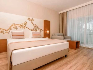 Havuz Bağlantılı Oda